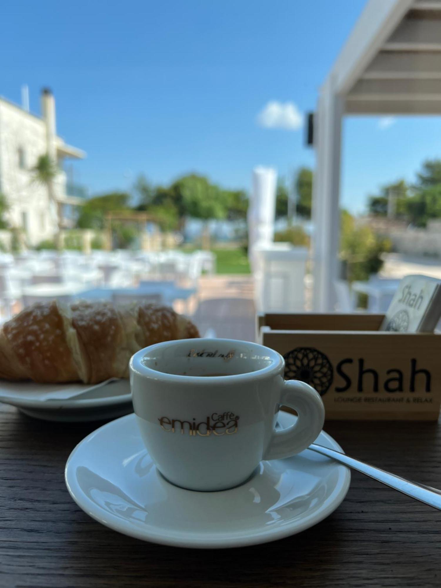 Shah Rooms&Relax Taranto Exteriör bild